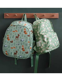 Kleiner Rucksack: Blüten-salbeigrün