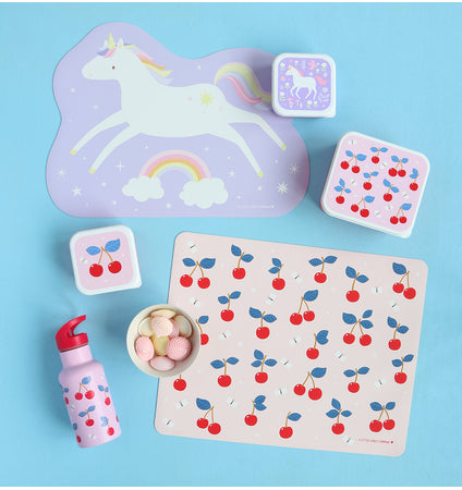 Tischset: springendes Einhorn