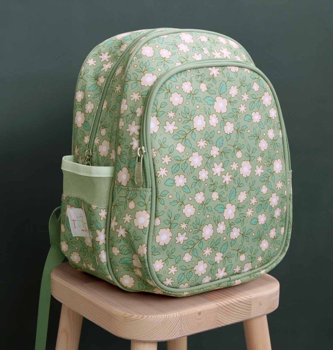 Rucksack: Blüten - salbeigrün