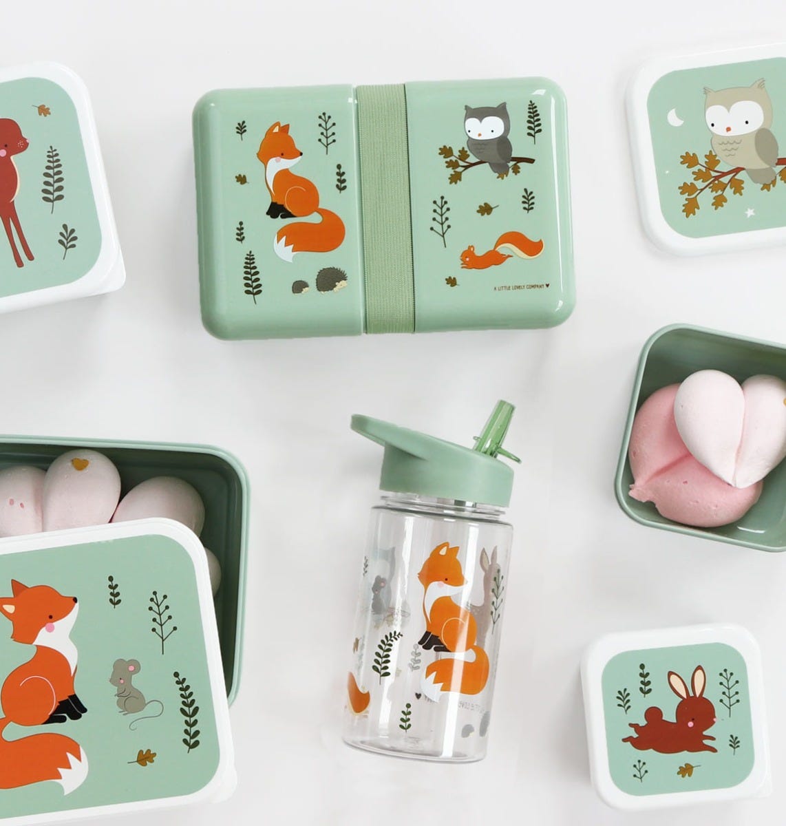 lunch setje van a little lovely company met vossen, uil en konijn 